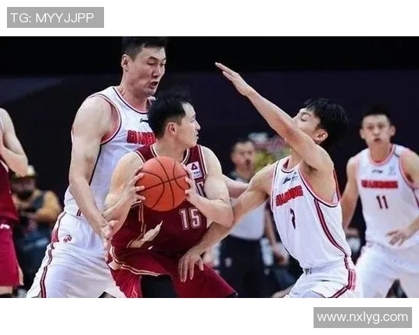 广州篮球队以51分领跑大师赛积分榜展现强劲实力